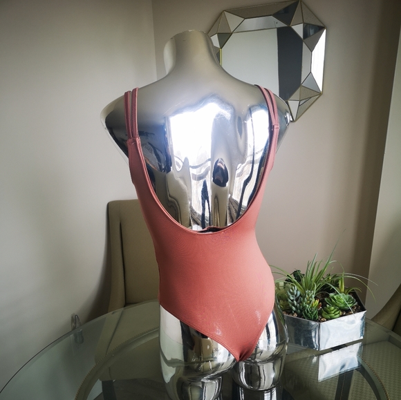 🔥NOW 2/$30🔥 Forever 21 Ringed Bodysuits - Picture 3 of 7